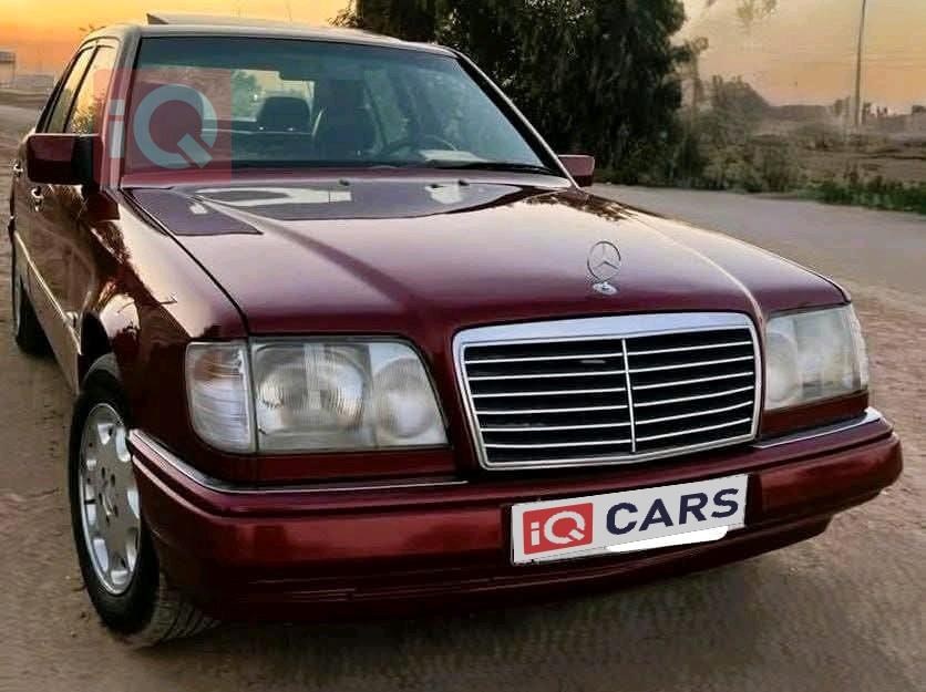 مرسيدس بنز E-Class